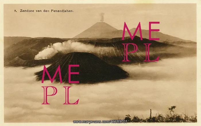  : Mount Bromo, Tengger massif, Sand Sea, East Java, Indonesia