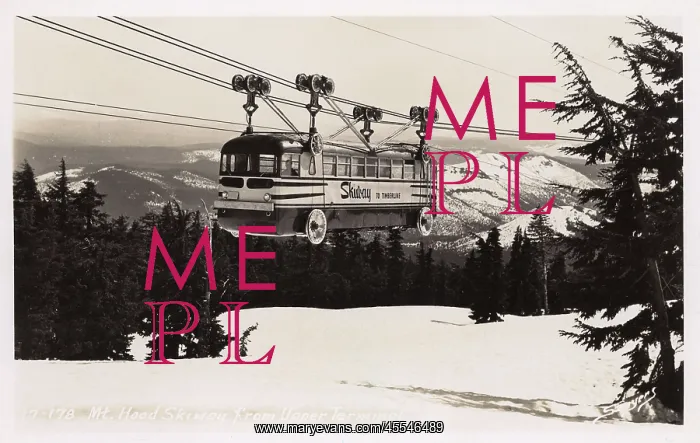 : Mount Hood Skiway - leaving the Upper Terminal : Mount Hood Skiway - leaving the Upper Terminal
