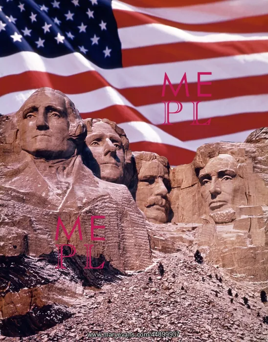  : Mount Rushmore With American Flag