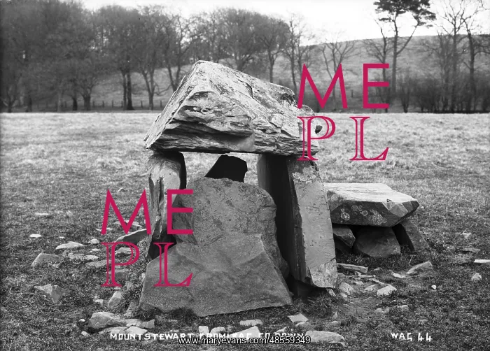 : Mountstewart Cromlech, Co Down : Mountstewart Cromlech, Co Down