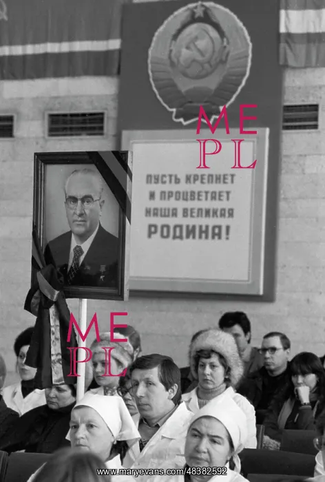 : Mourning rally at Babayev Rot Front Confectionery : Mourning rally at Babayev Rot Front Confectionery