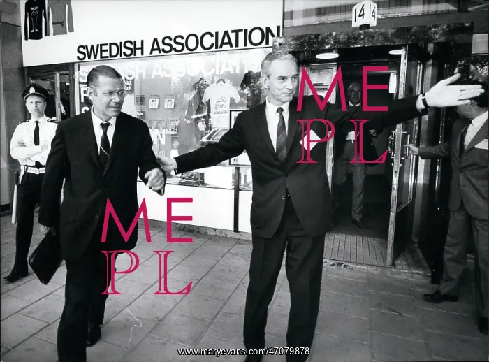 : Movements - Organizations : Movements - Organizations