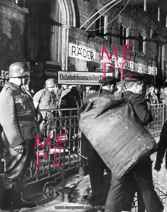 : Movie scene of a train station in Germany during the war : Movie scene of a train station in Germany during the war