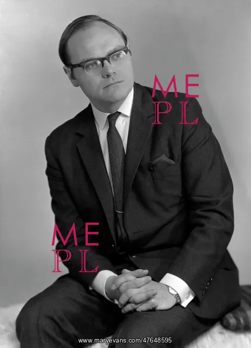  : Mr F W Milne