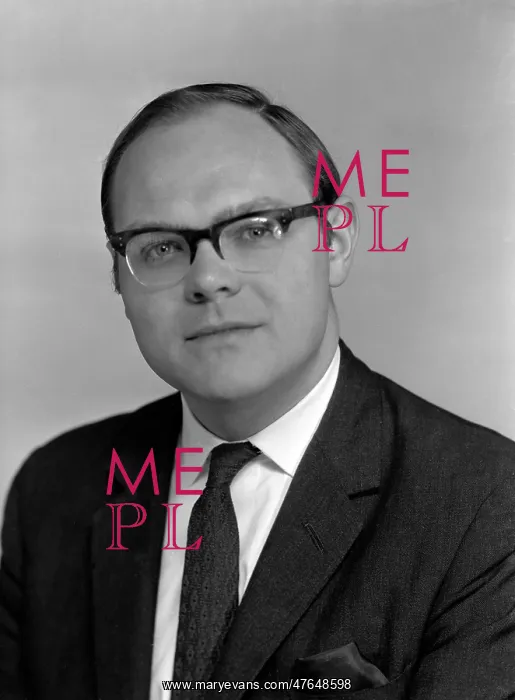  : Mr F W Milne