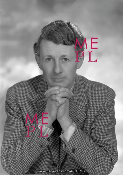  : Mr Leslie Hanbury