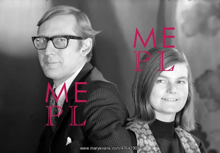  : Mr and Mrs B G Coward