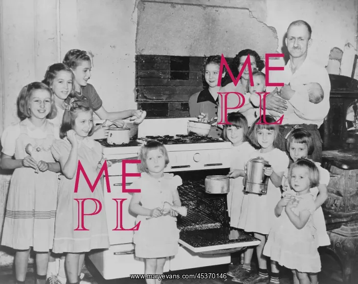 : Mr. and Mrs. Lloyd Brooks of Pittsfield, Maine : Mr. and Mrs. Lloyd Brooks of Pittsfield, Maine