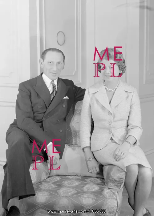  : Mr and Mrs Sidney Jacobson