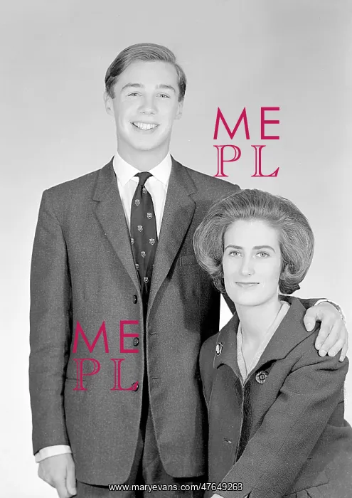  : Mr and Mrs W F Sykes
