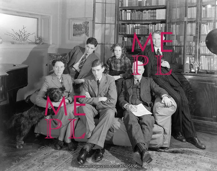  : Mr and Mrs Wheatcroft at home