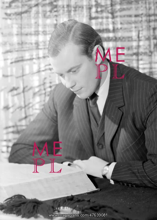  : Mr P J Scott Plummer