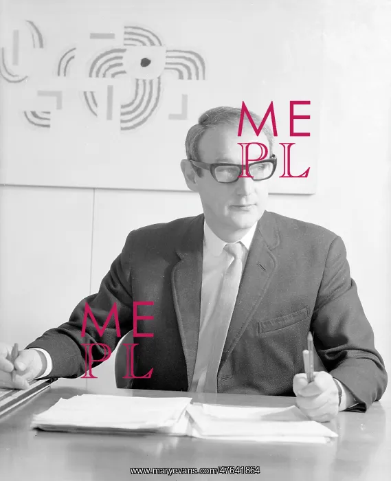  : Mr Weekes