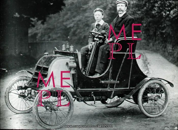 : Mr Whomes and son in car. Barnehurst : Mr Whomes and son in car. Barnehurst