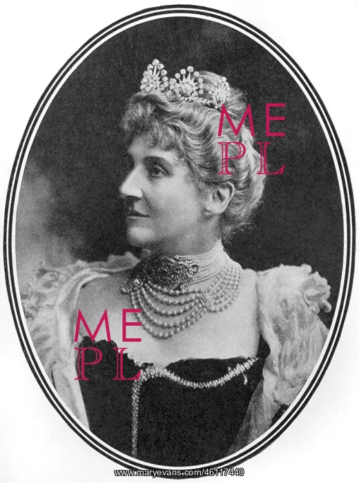 : Mrs Adair, formerly American heiress Cornelia Wadsworth : Mrs Adair, formerly American heiress Cornelia Wadsworth