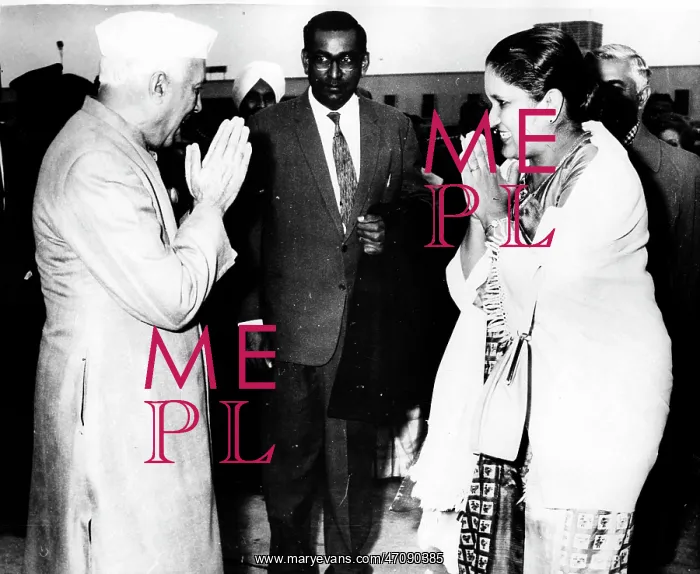 : Mrs Bandaranaike : Mrs Bandaranaike