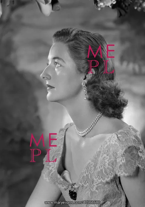  : Mrs Broderick