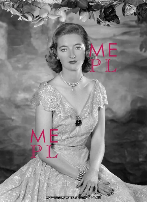  : Mrs Broderick
