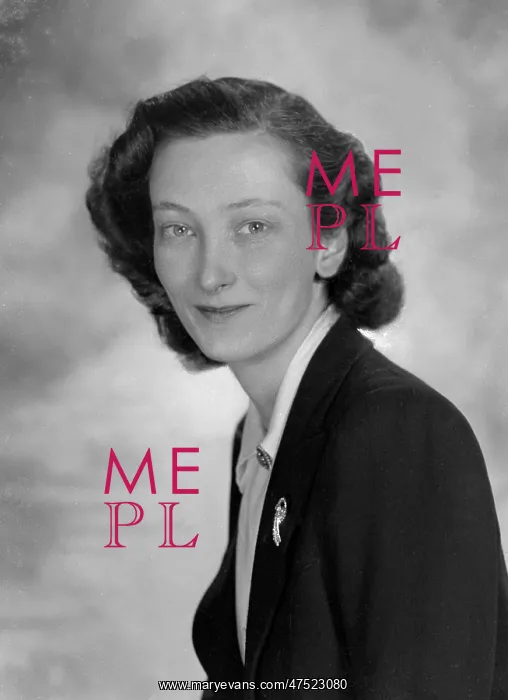  : Mrs Bromley-Davenport