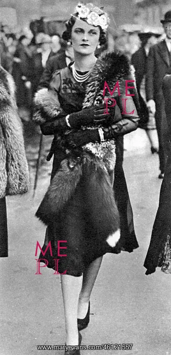 : Mrs Charles Sweeny : Mrs Charles Sweeny