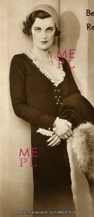 : Mrs Charles Sweeny : Mrs Charles Sweeny