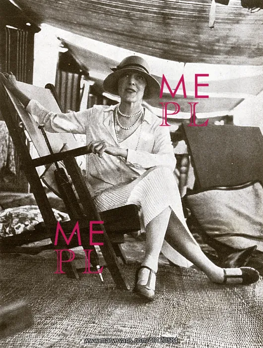: Mrs Cole Porter at the Venice Lido : Mrs Cole Porter at the Venice Lido