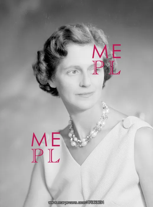  : Mrs F L Osborne