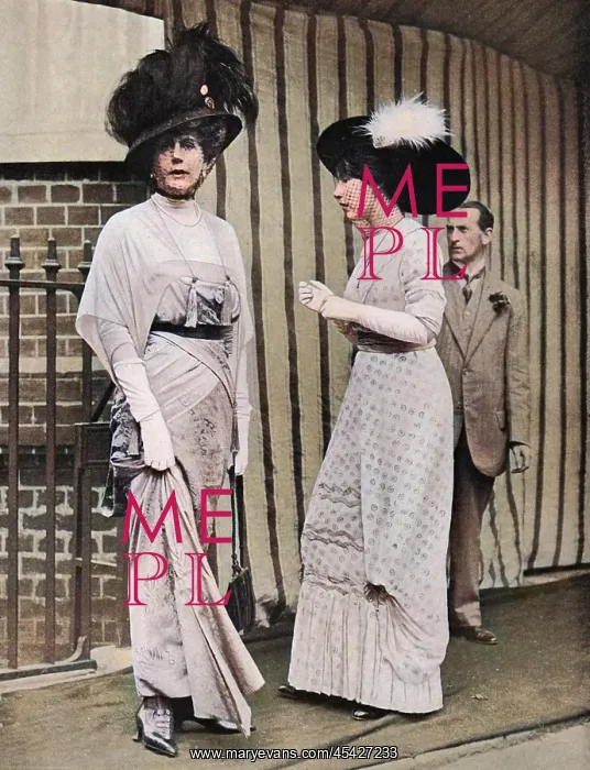 : Mrs George Keppel and her daughter : Mrs George Keppel and her daughter