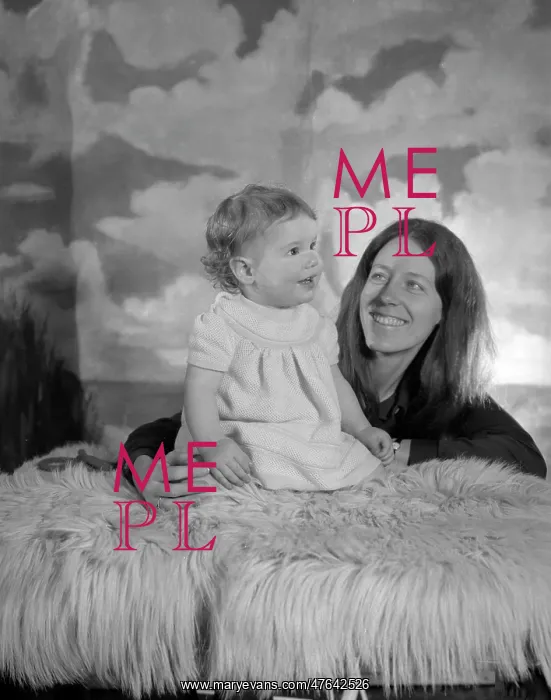  : Mrs J Conaway and her baby