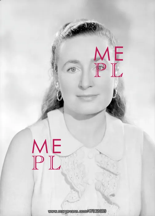  : Mrs Joan Wyatt