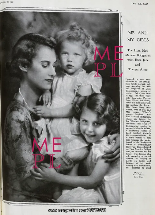 : Mrs Maurice Bridgeman with daughters : Mrs Maurice Bridgeman with daughters