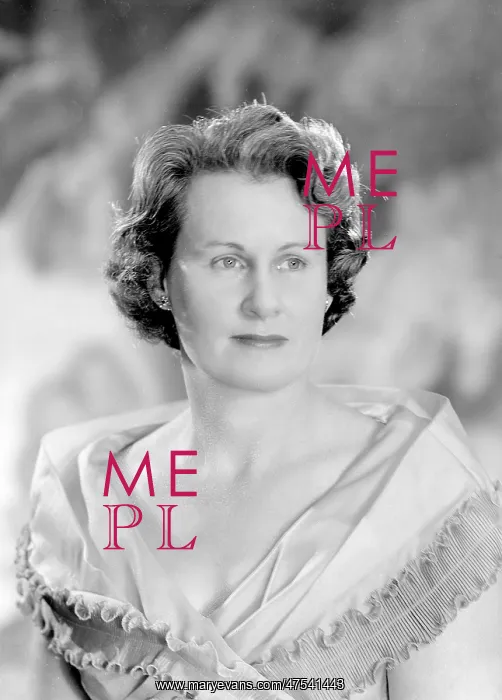  : Mrs N. Browning