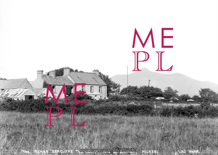 : Mrs Ryan's Seacliffe Tea Rooms and Sl. Bignian, Kilkeel : Mrs Ryan's Seacliffe Tea Rooms and Sl. Bignian, Kilkeel