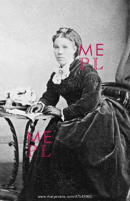 : Mrs Thomas Everitt, English spirit medium : Mrs Thomas Everitt, English spirit medium