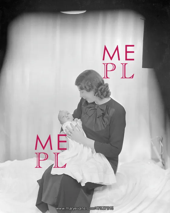  : Mrs Wedderburn and baby