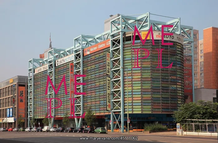 : Multi-storey car park, Berlin, Germany : Multi-storey car park, Berlin, Germany