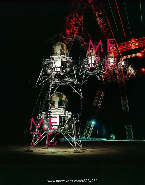 : Multiple exposure of a simulated Moon landing ? : Multiple exposure of a simulated Moon landing ?