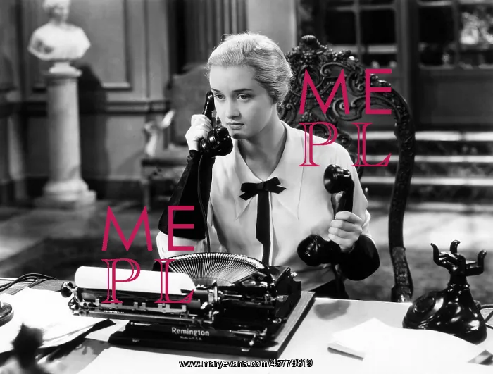 : Multitasking secretary : Multitasking secretary