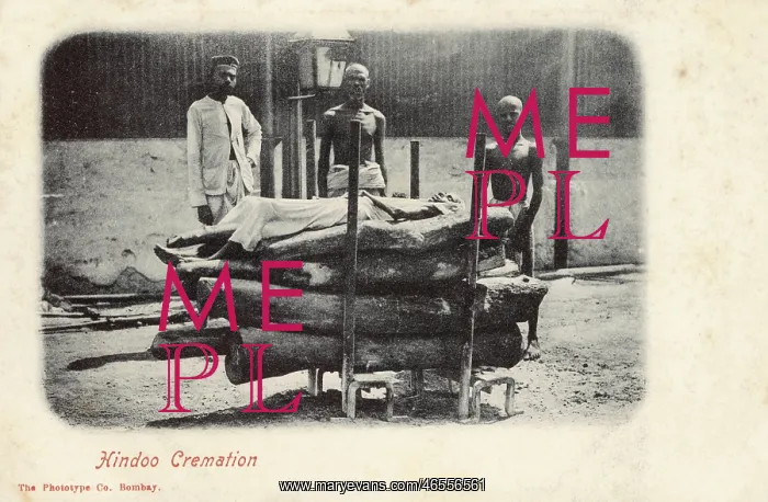  : Mumbai, India - Hindu Cremation