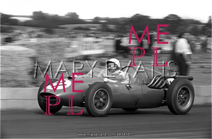 : Munaron in Cooper, Silverstone, England : Munaron in Cooper, Silverstone, England
