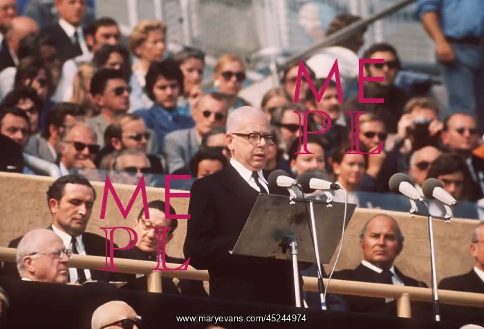 : Munich 1972: memorial ceremony at Olympic Stadium : Munich 1972: memorial ceremony at Olympic Stadium