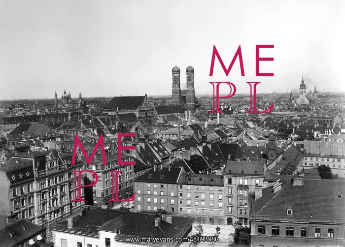 : Munich. Overview of Munich, glance at the Frauenkirche : Munich. Overview of Munich, glance at the Frauenkirche
