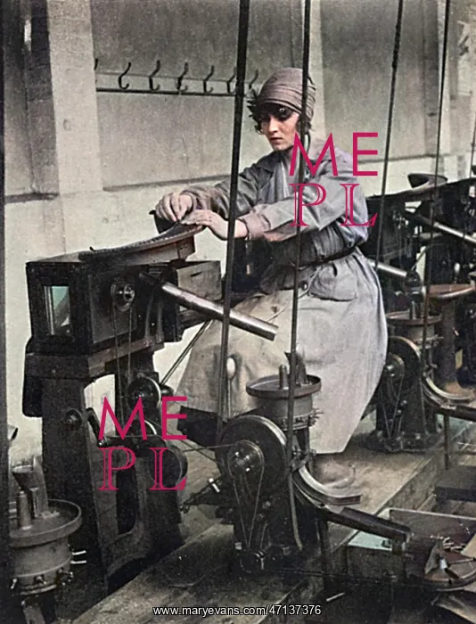 : A Munitionette, Munition worker, WW1 : A Munitionette, Munition worker, WW1
