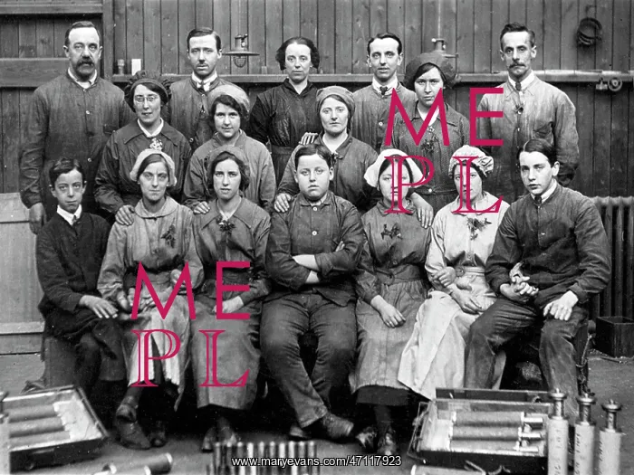  : Munitions workers, Scotgate Honley