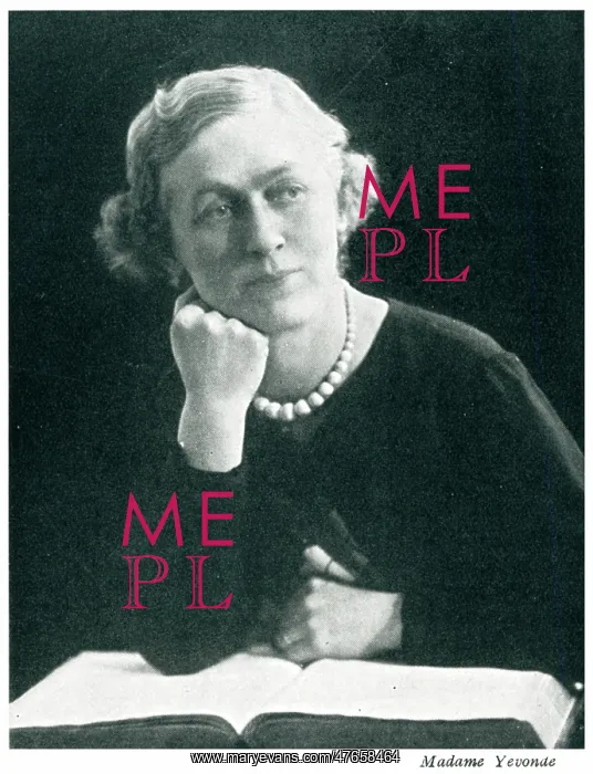 : Muriel Harris by Madame Yevonde : Muriel Harris by Madame Yevonde