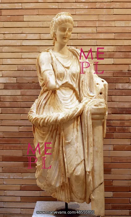  : Muse. Roman statue
