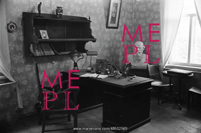 : Museum-Apartment of Maxim Gorky : Museum-Apartment of Maxim Gorky