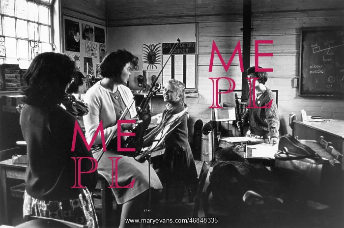 : Music lesson at a Leicester school, 1963 : Music lesson at a Leicester school, 1963