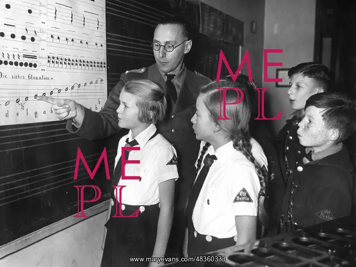 : Music lessons, 1938 : Music lessons, 1938