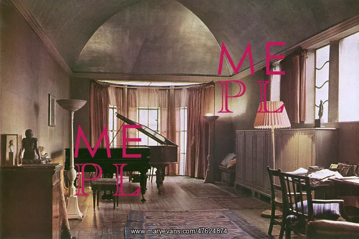 : Music room by Oliver Hill : Music room by Oliver Hill